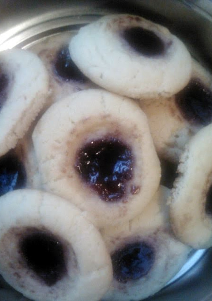 A picture of Shortcut Thumbprint Cookies.