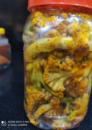 A picture of Cauliflower pickle.