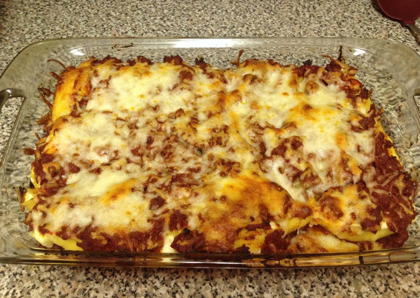 Yummy Stuffed Shells With Ground Beef