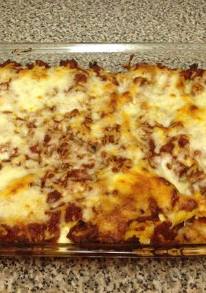 A picture of Yummy Stuffed Shells With Ground Beef.
