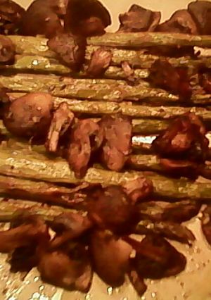 A picture of Roasted Mushrooms and Asparagus.