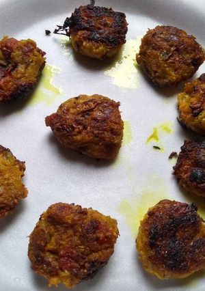 लौकी पकोड़े (Lauki Pakode recipe in Hindi) रेसिपी मुख्य फोटो
