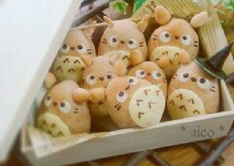 Steps to Cook Yummy Totoro Roll Bread