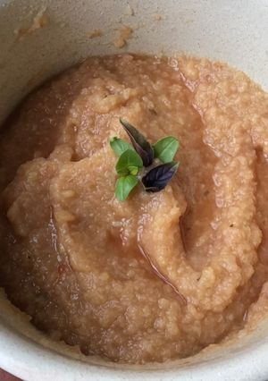 Une photo de Purée moulinée « rose » aux panais et courgettes
