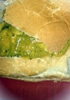 A picture of Chicken curry Bunny Chow.