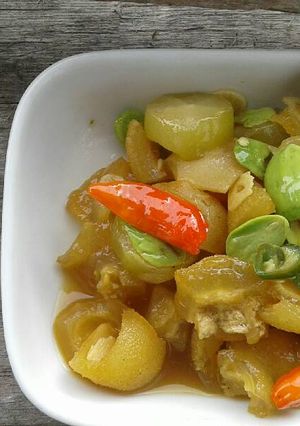 Foto resep Oseng kikil pete asam pedes