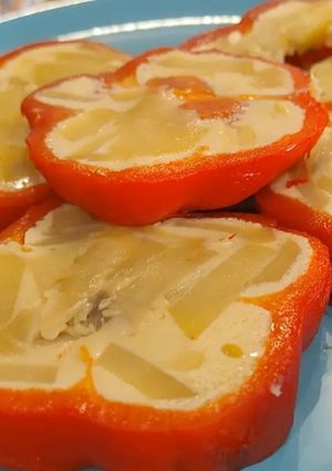 Una foto de Pimientos rojos rellenos de tortilla de patatas en Airfryer Proscenic T31 de 15L