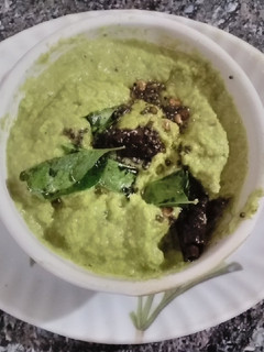 குடை மிளகாய் சட்னி (Kudaimilakai chutney recipe in tamil) செய்முறை முக்கிய புகைப்படம்