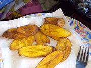 Una foto de platano maduro al sarten