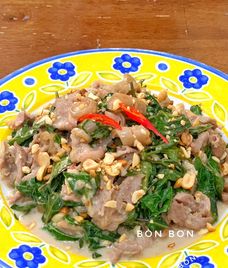 thịt bê xào lá cách