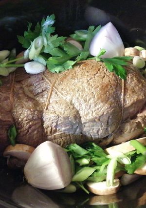 A picture of Fresh garden Roast Beef.
