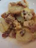 Pollo gratinado con panceta y papas