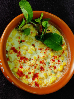 बूंदी पुदीना तड़का रायता (boondi pudina tadka raita recipe in Hindi) रेसिपी मुख्य फोटो