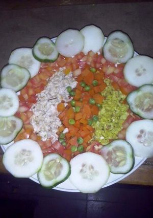 A picture of 🥗 salad.