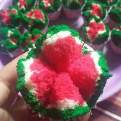 รูปของ Bolu Kukus Semangka merekah 😍😍