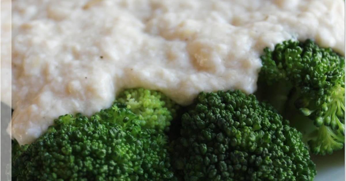 Broccoli with Silken Tofu Sauce