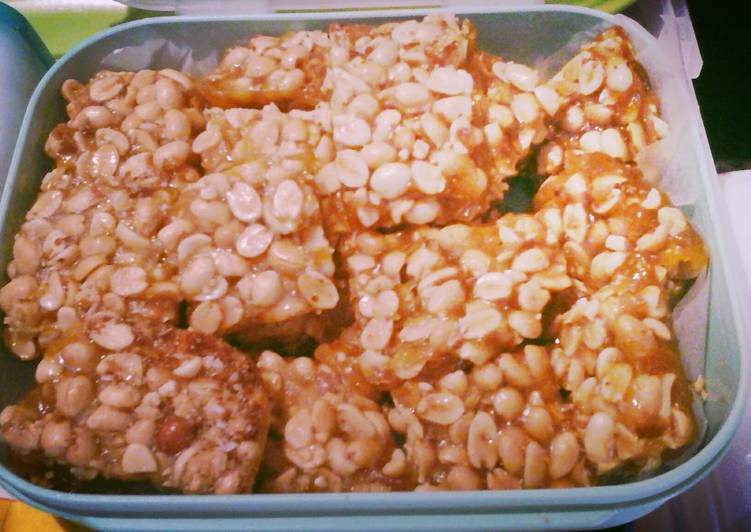 homemade YUMMIE PEANUT BRITTLE recipe | how to prepare YUMMIE PEANUT BRITTLE