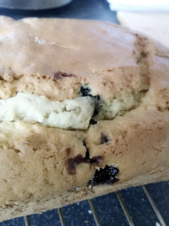 A picture of Blueberry and Banana Cake.