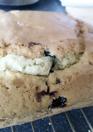 A picture of Blueberry and Banana Cake.