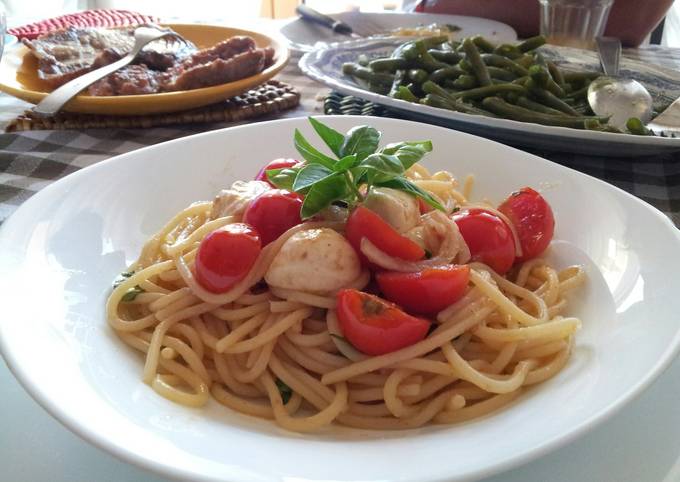 AMIEs Spaghetti with fresh Tomatoe