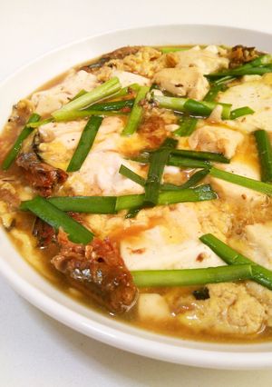 A picture of Canned Pacific Saury & Tofu with Eggs.
