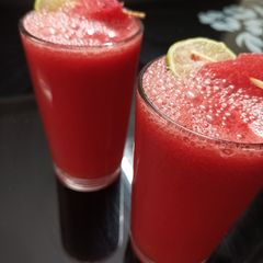 Watermelon juice A picture of Watermelon juice.