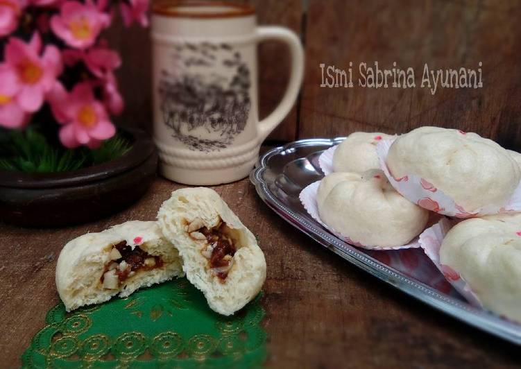 Biapong/ Bakpao isi Kacang Gula Merah