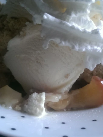 Recipe Mandys Apple crumble which Delicious