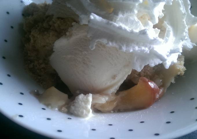 Recipe of Award-winning Mandys Apple crumble