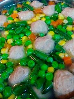 Foto resep Sup bakso+sayuran frozzen