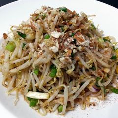 A picture of Spicy Bean Sprouts Salad / Kongnamul Muchim.