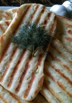 A picture of Herb Naan Bread.
