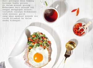 Foto resep Nasi Telur Ceplok dengan Scallion Oil