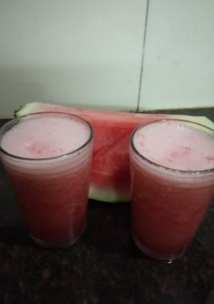 A picture of Watermelon rose juice.