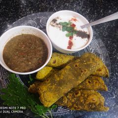 A picture of Moringa leaves parathe.