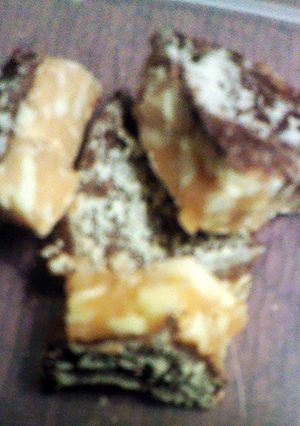 A picture of Almond Roca.