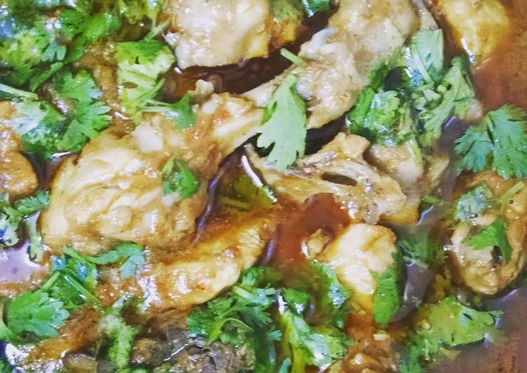 Get Breakfast of Indian curry chicken