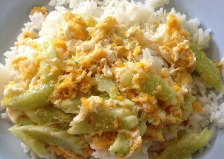 Simple Way to Make Appetizing Stir fried cucumber with eggs (chicken or pork)