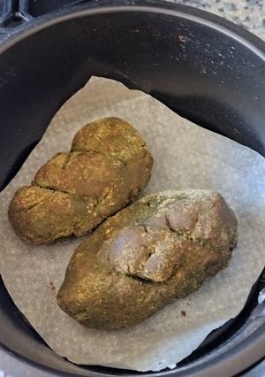 Una foto de Pan de spirulina