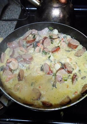 A picture of Mardi Gras pasta.