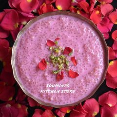 A picture of Quinoa Rose Kheer.
