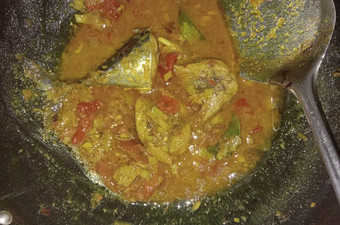 Bagaimana Menyiapkan Ikan tongkol asam pedas Anti Gagal