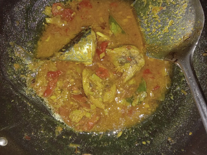 Bagaimana Menyiapkan Ikan tongkol asam pedas Anti Gagal