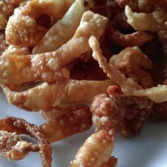 A picture of Crispy Chinese Soup Noodles.