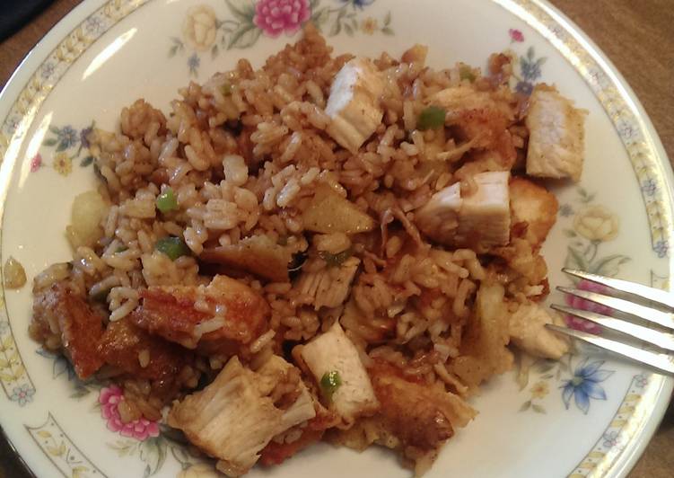 Recipe of Super Quick Homemade Rice, chicken, potatoes and Sauteéd veggies in soy sauce