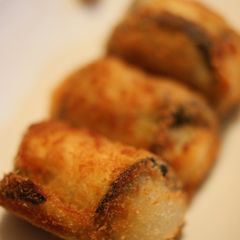 A picture of Fried Potato Wrapped in Eggplant.