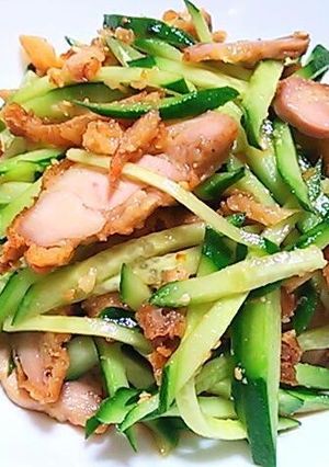 A picture of Chinese Salad with Leftover Karaage.