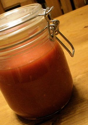 A picture of Simple Tomato Sauce.