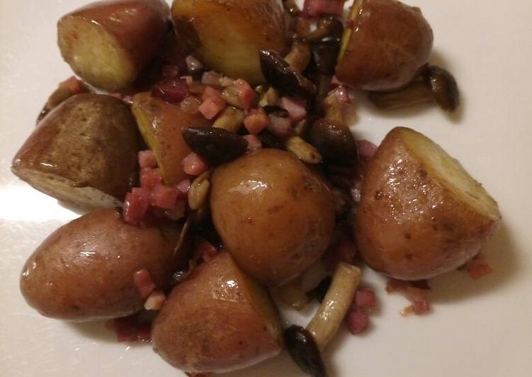 Simple Way to Make Ultimate Red russet potatoes with mushrooms and speck