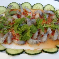 A picture of Shrimp in spicy fish sauce and garlic chillies.